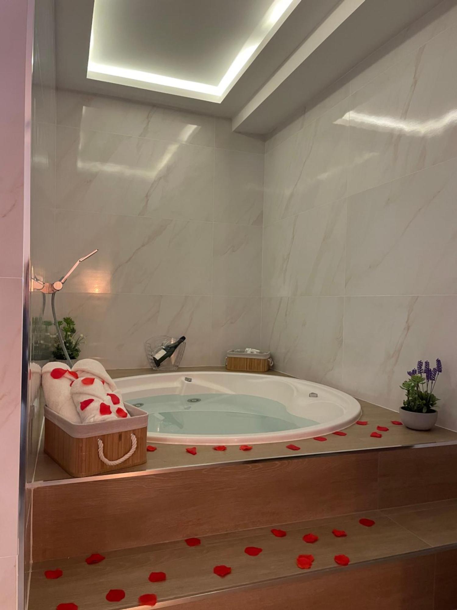 Hacienda Guadalquivir Hotel กอร์โดบา ภายนอก รูปภาพ